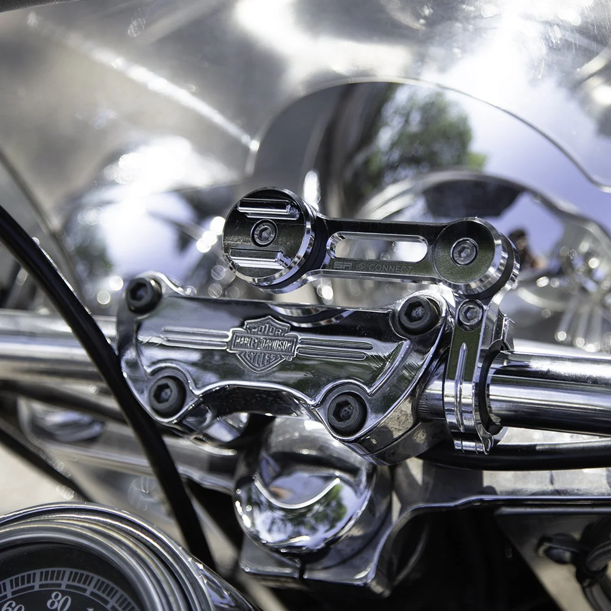 Moto Bundle AVM Chrome - Image 16