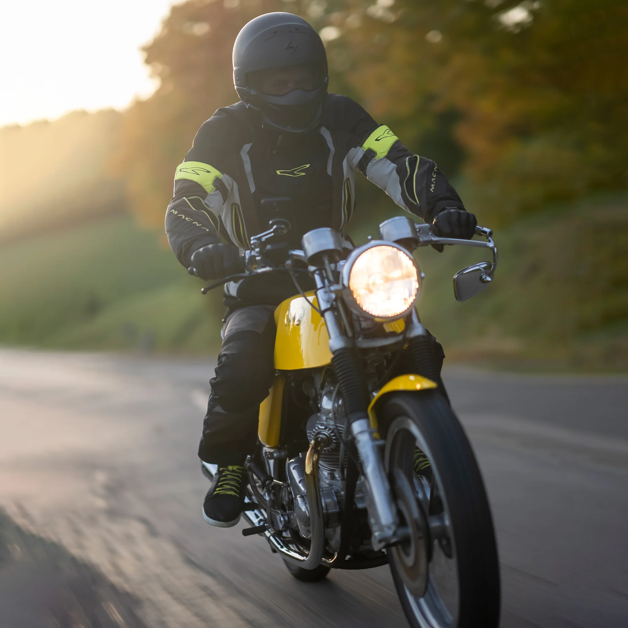 Moto Bundle AVM Chrome - Image 9